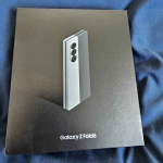 Galaxy Z Fold 6 Black • 256 GB • Dual Physical SIM + eSIM