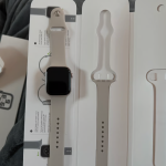 Apple Watch Series SE 2 (2022) GPS + Cellular 40 mm - Aluminium Starlight - Sport band Starlight